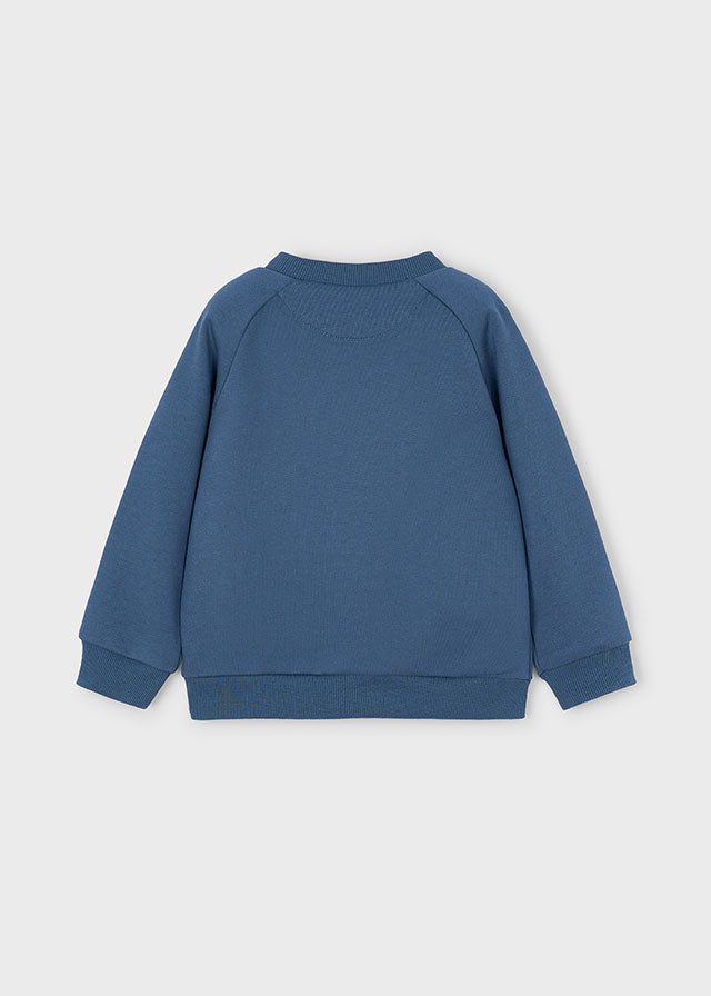 Pullover embossed