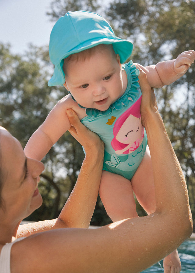 Costume e cappello