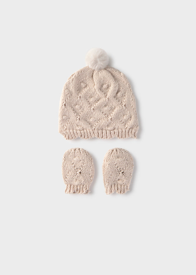 Comp. cappello manopole