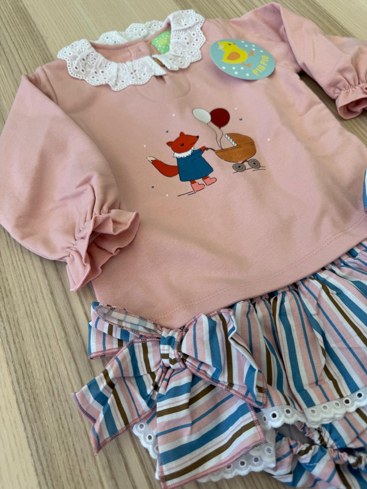 Compl.con culotte rigata e felpa con volpe
